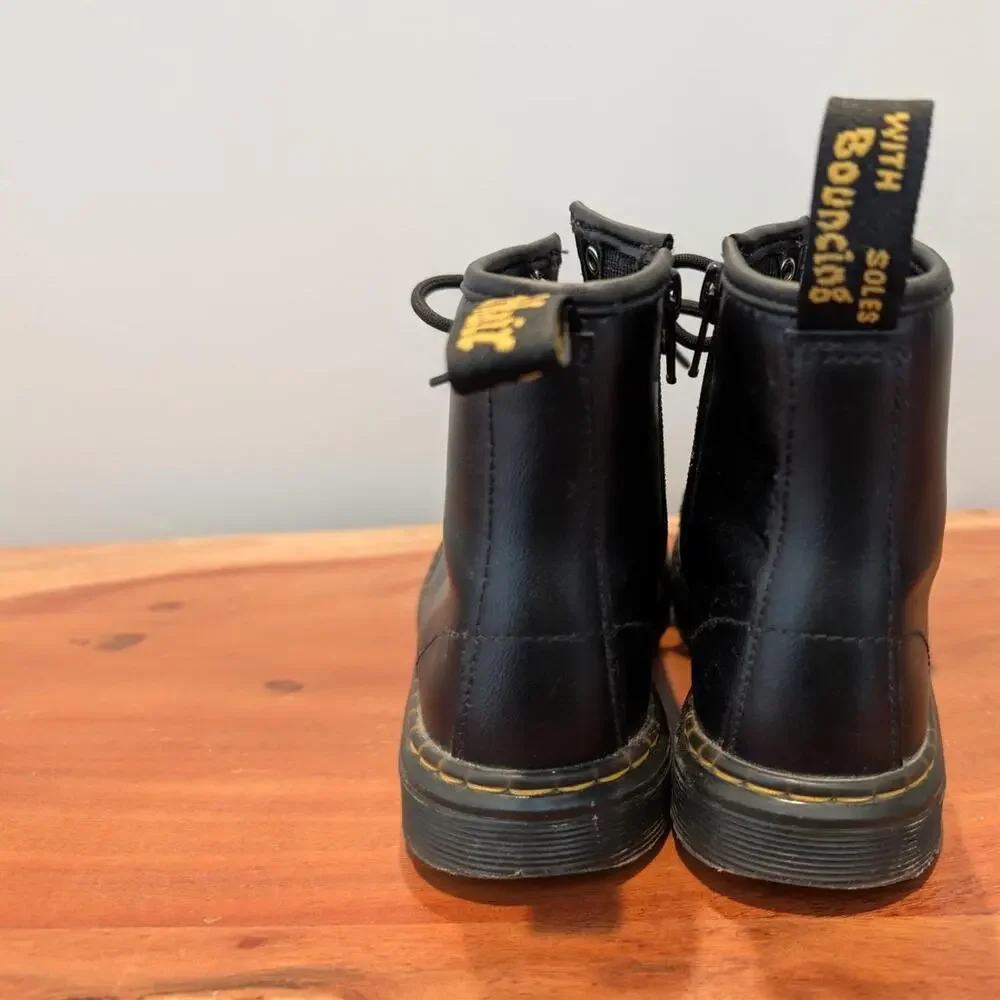 Black Kids Dr Marten Zavala Zip Up Boots Youth Sz 1